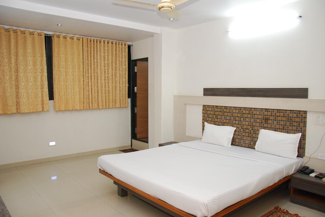 Excellency Inn Nashik Luaran gambar
